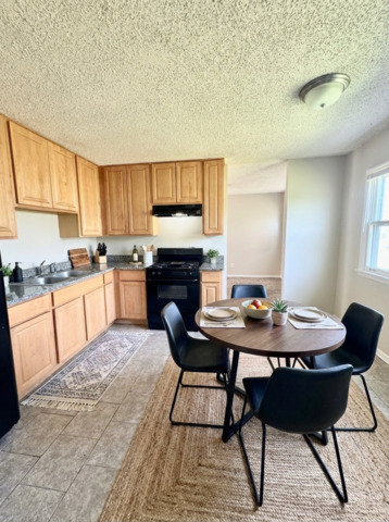 16001 Avalon Avenue - Photo 5