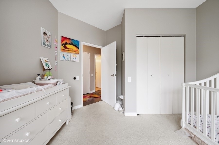 653 N Kingsbury Street - Photo 15