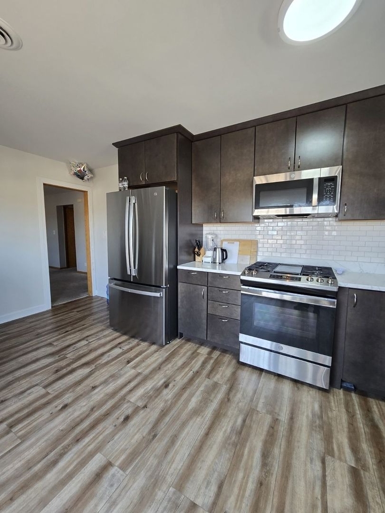 831 W Heritage Drive - Photo 1