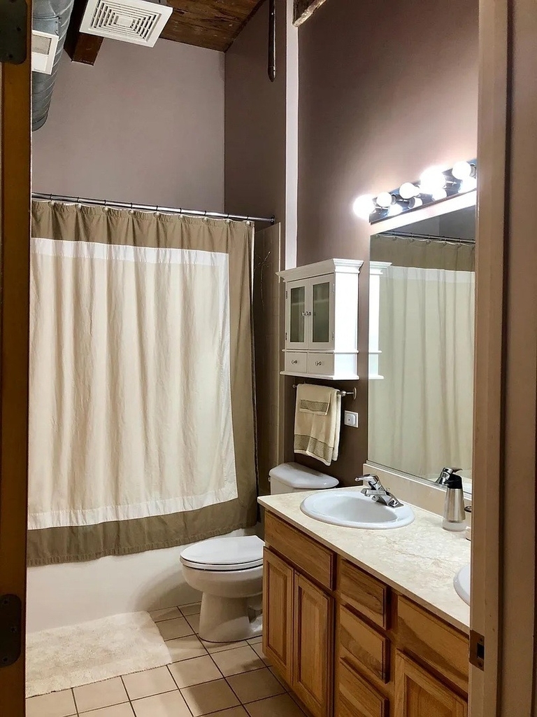 1740 N Maplewood Avenue - Photo 6