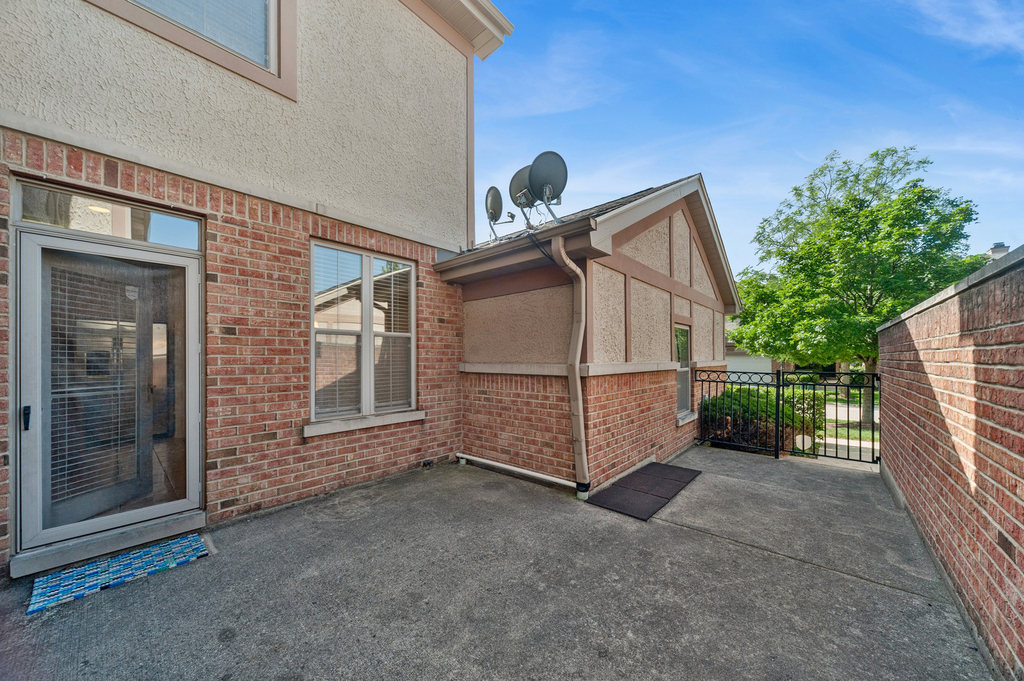 1925 Brentwood Road - Photo 29