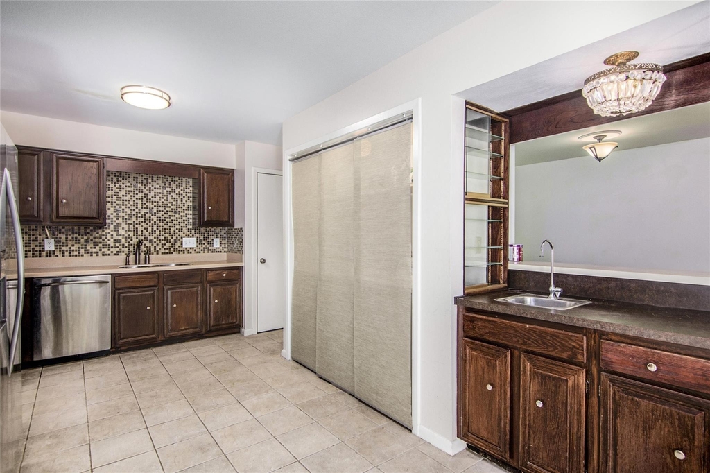4800 Palmetto Street - Photo 9