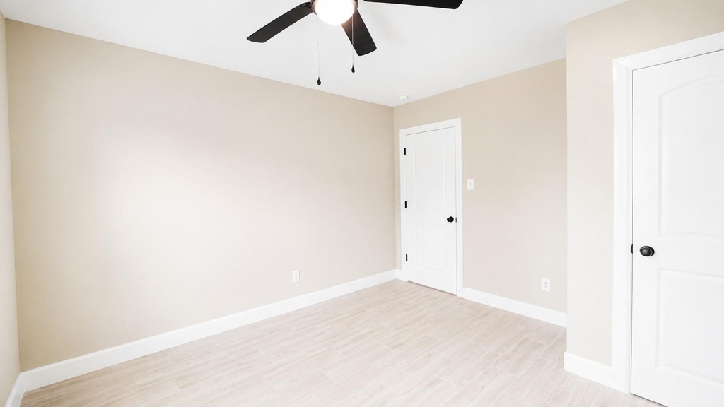 1206 Pinewood Lane - Photo 12