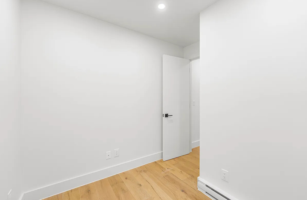 86 Washington Place - Photo 5