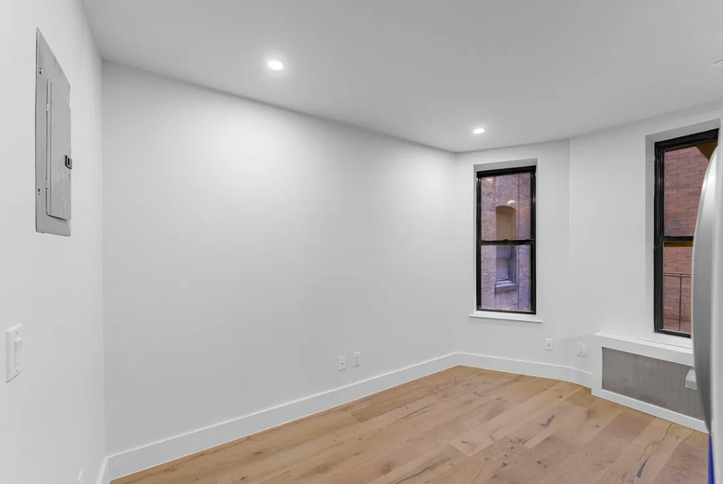 86 Washington Place - Photo 7