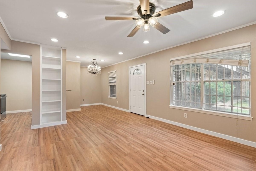 6401 Skyline Drive - Photo 9