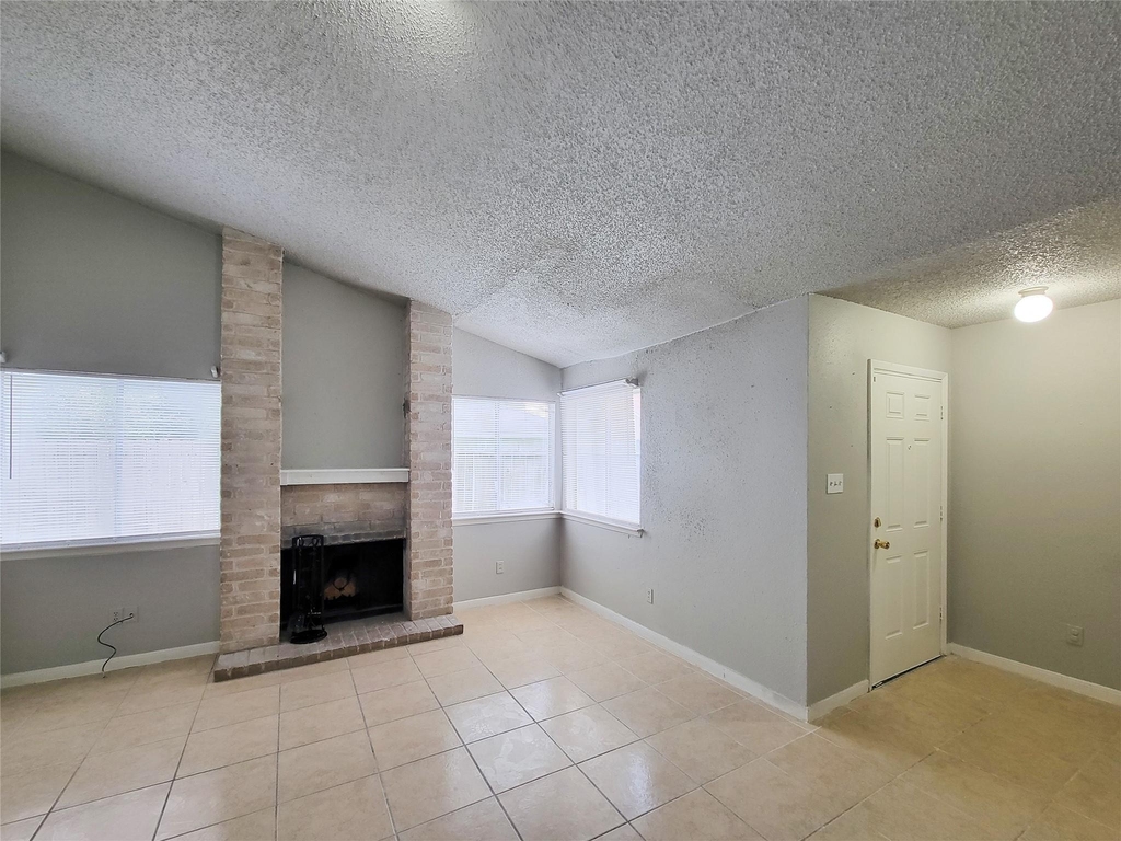 17706 Glenhagen Court - Photo 1