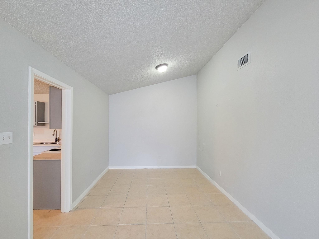 17706 Glenhagen Court - Photo 6