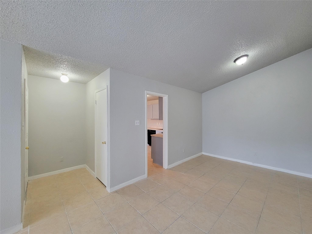17706 Glenhagen Court - Photo 5