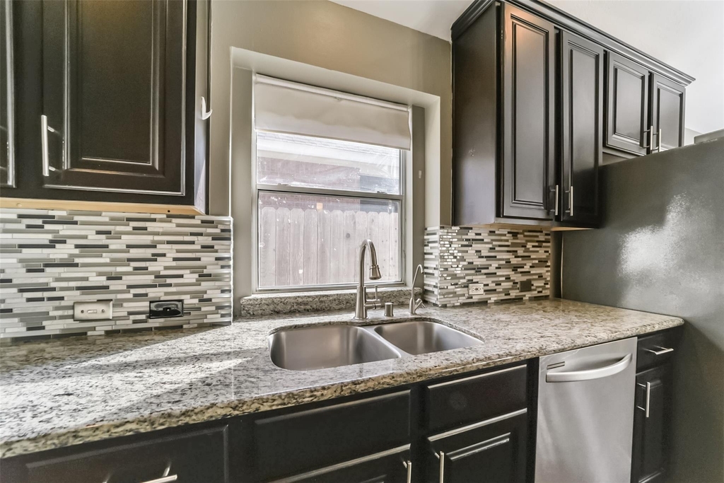 4822 Big Cedar Circle - Photo 12