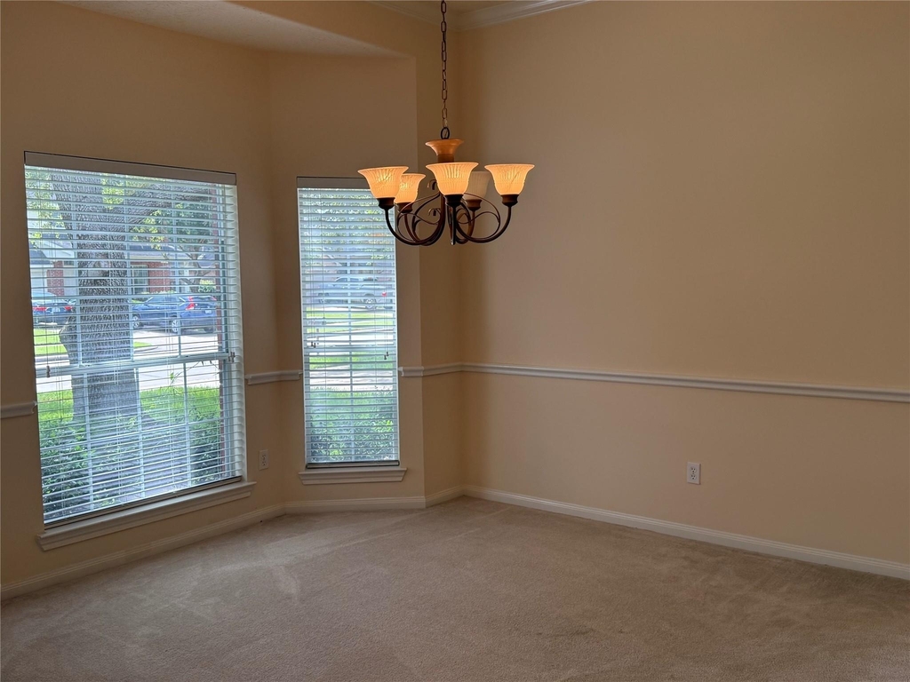 10727 Gilford Crest Drive - Photo 2