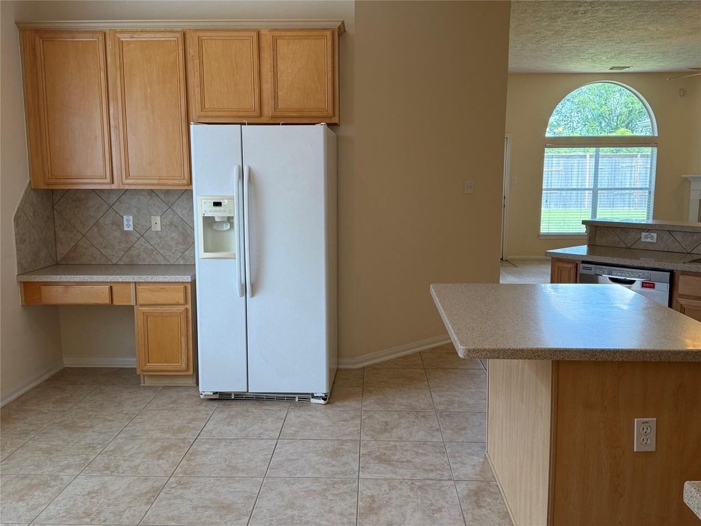 10727 Gilford Crest Drive - Photo 4