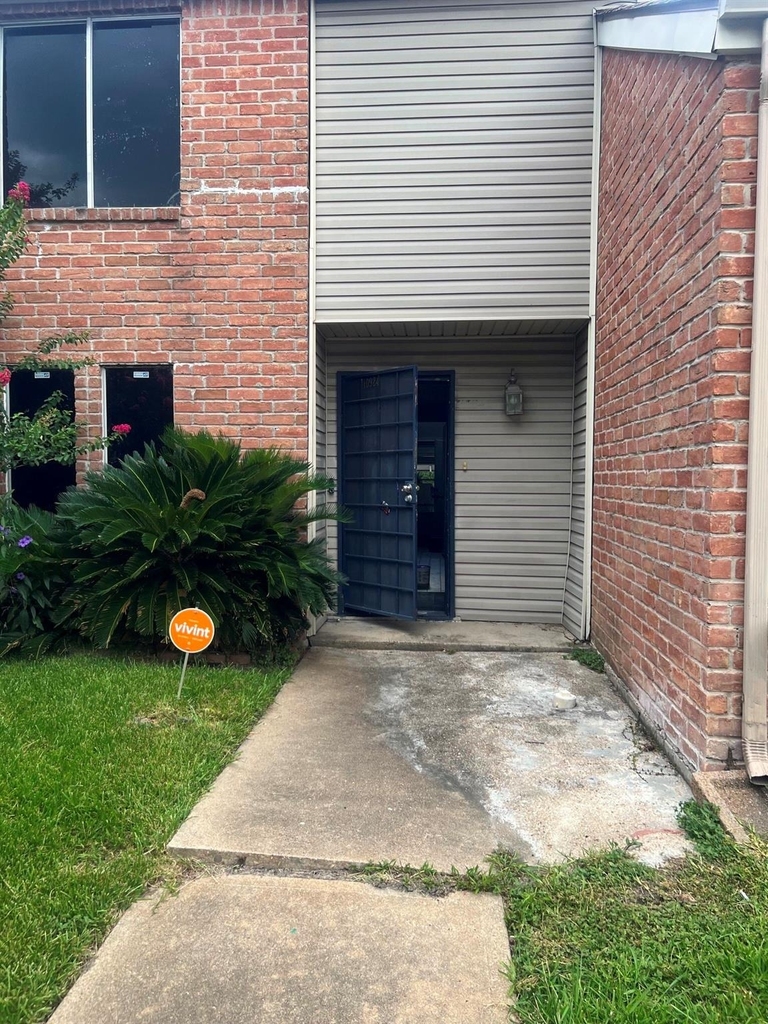 10924 Village Bend Lane - Photo 0
