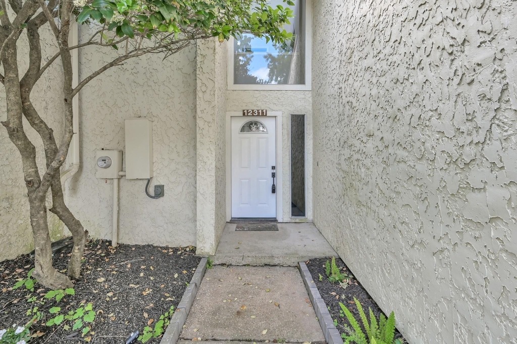 12311 Glenview Drive - Photo 2