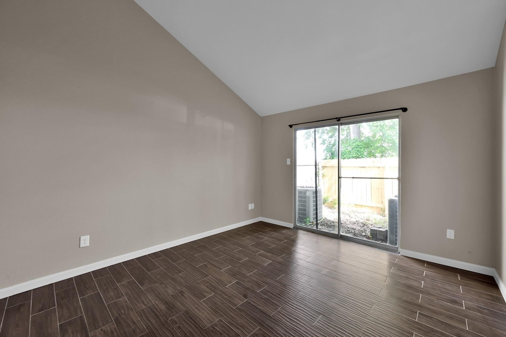 12311 Glenview Drive - Photo 14