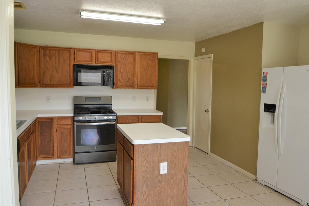 2818 Russett Place - Photo 9