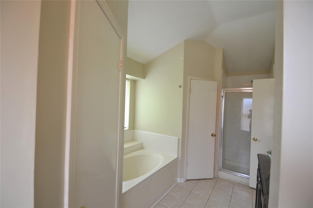 2818 Russett Place - Photo 17