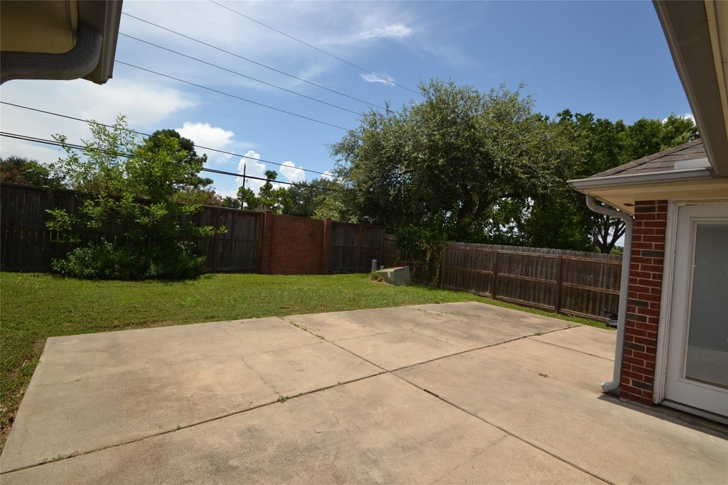2818 Russett Place - Photo 26