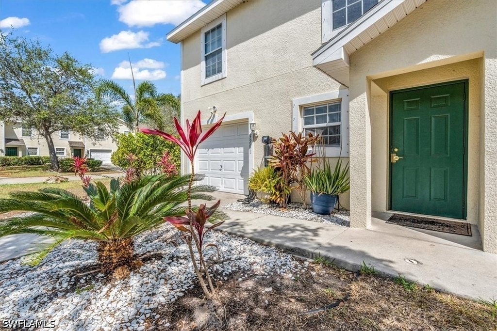 5201 Glenlivet Road - Photo 0
