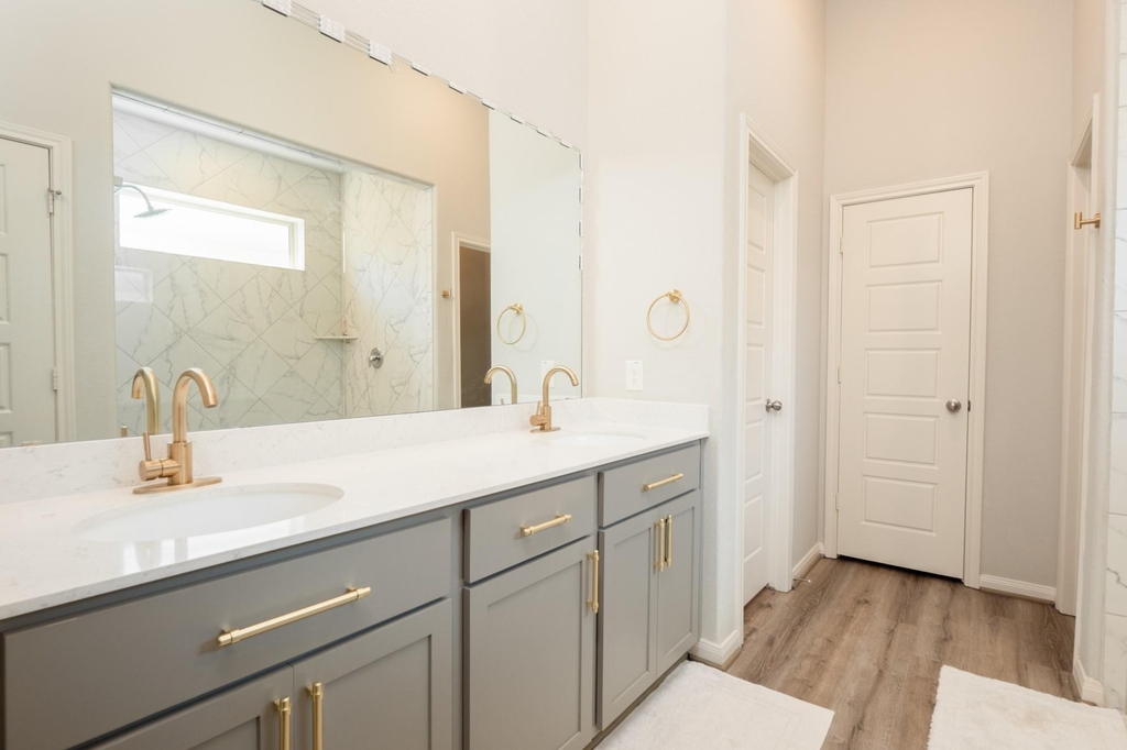 16431 Elkcreek Drive - Photo 12