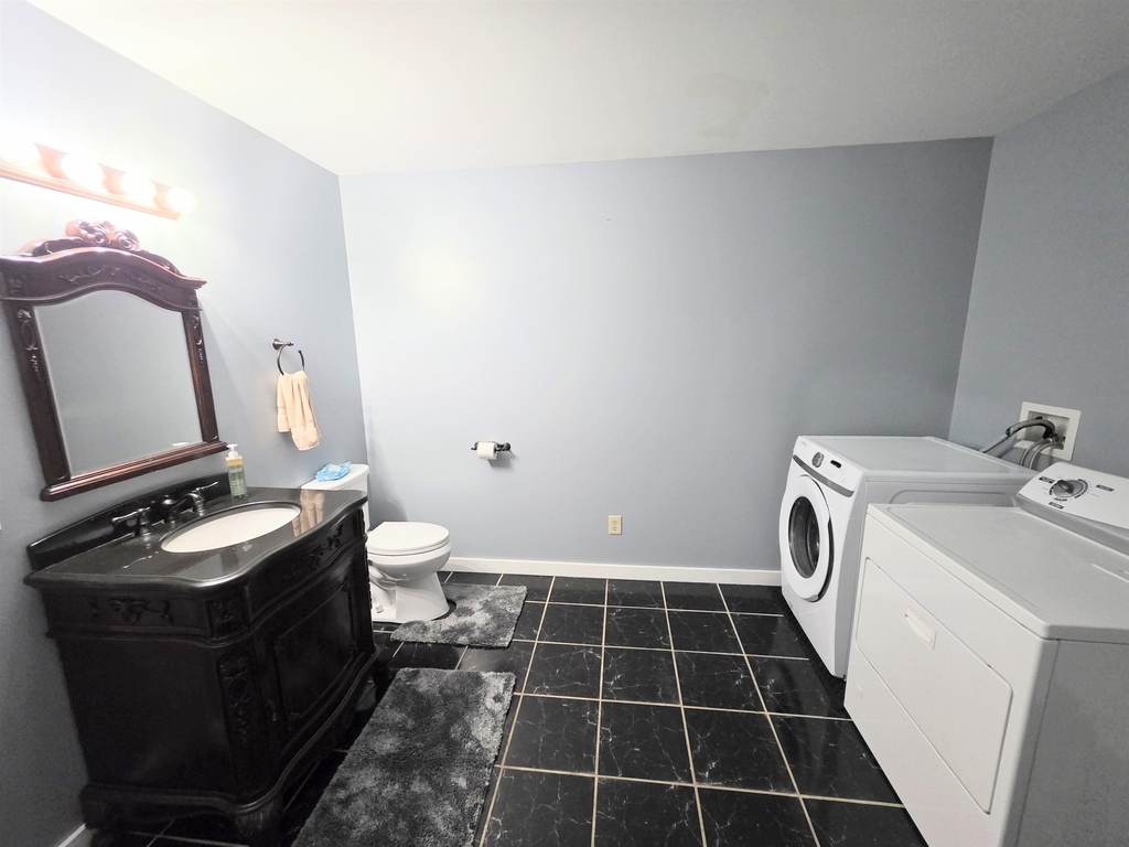 28 Hidden - Photo 16