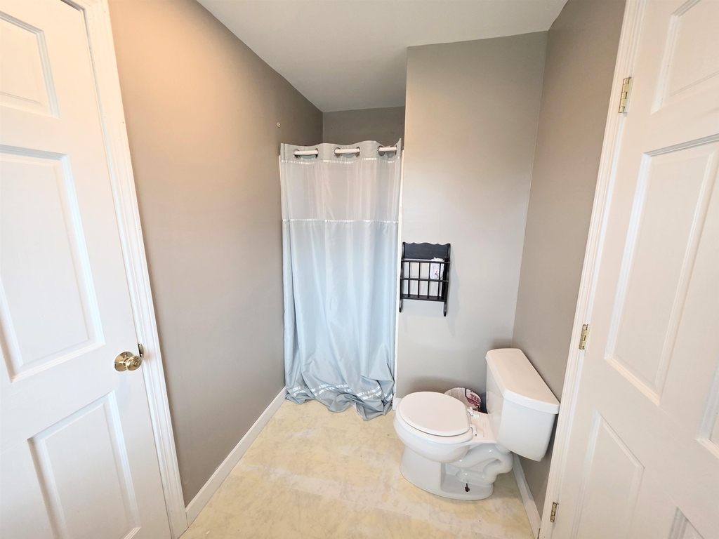 28 Hidden - Photo 24