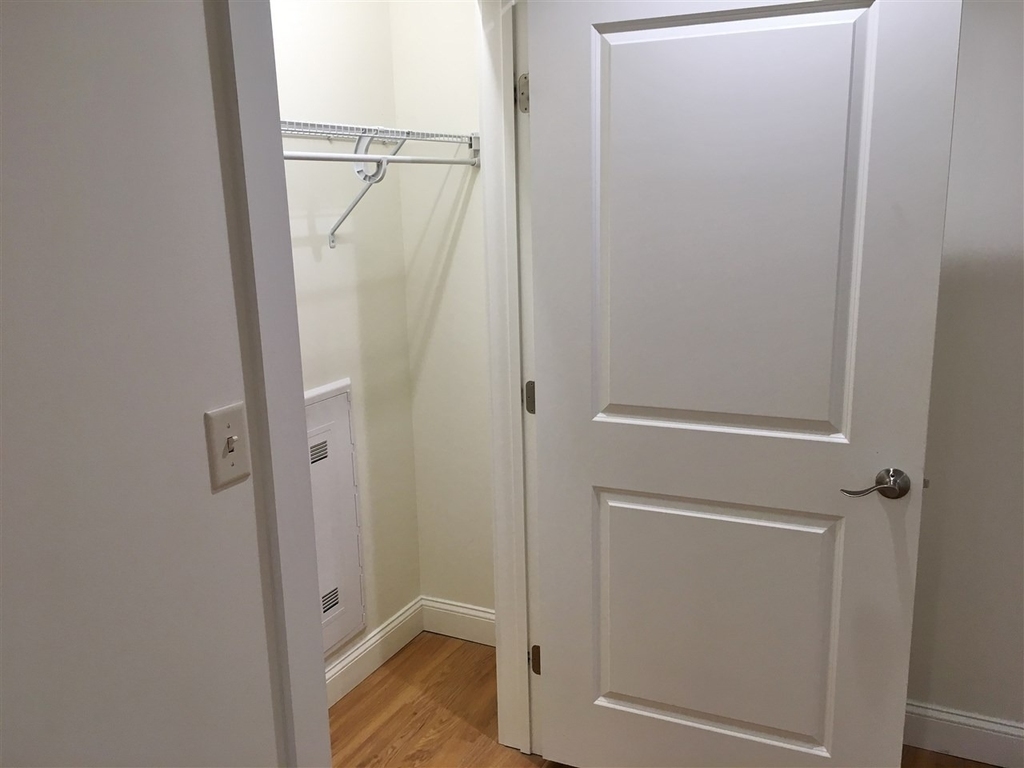 875 Elm - Photo 14