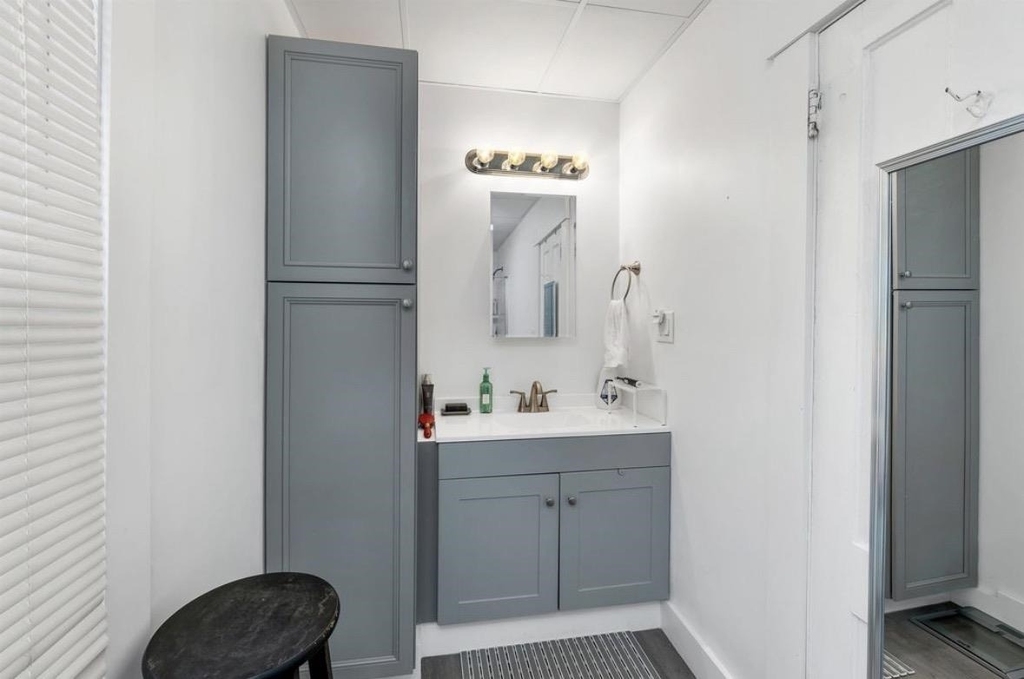 217 S Main - Photo 4