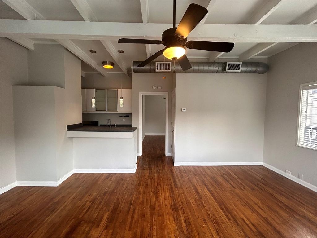 219 Marshall Street - Photo 2