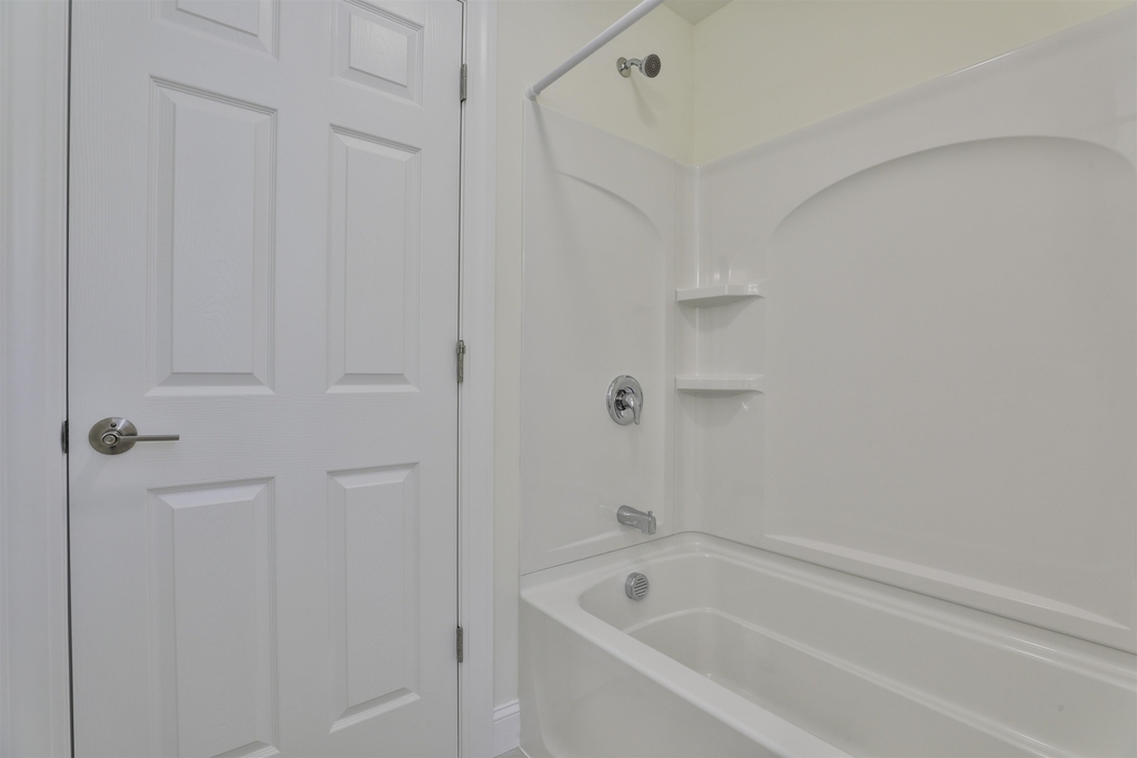 22 Reeds Ferry - Photo 48