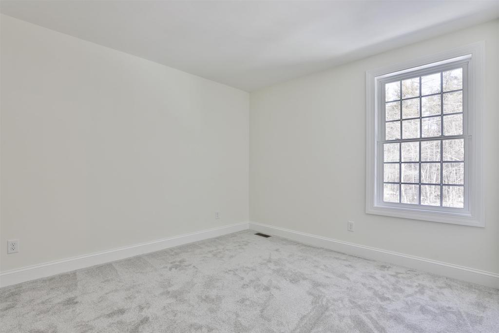 22 Reeds Ferry - Photo 45