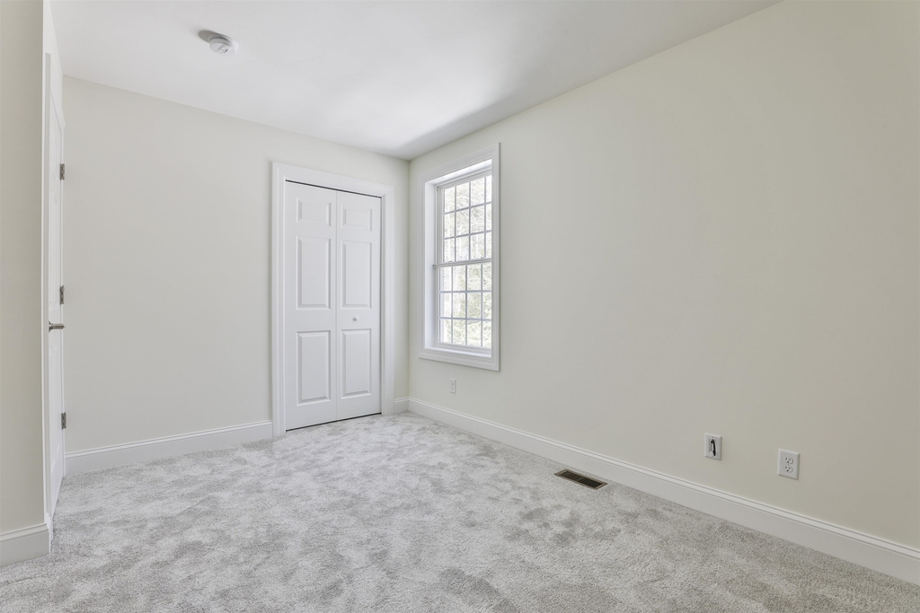 22 Reeds Ferry - Photo 41