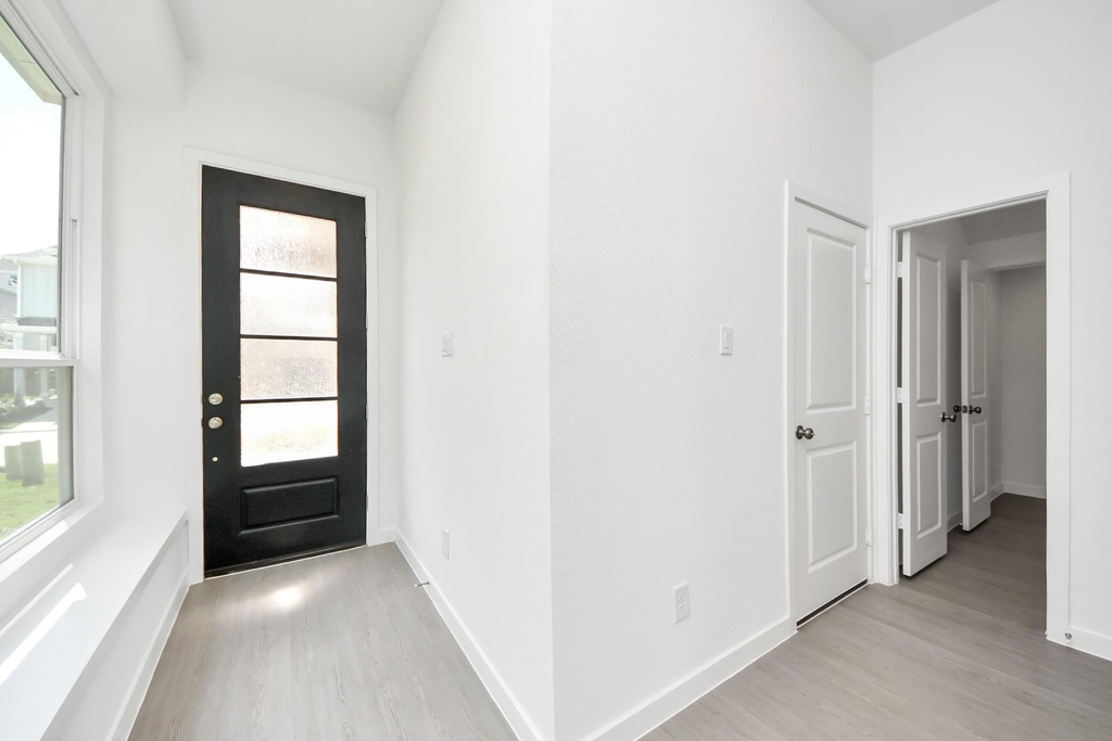 2205 Via Cami Lane - Photo 3
