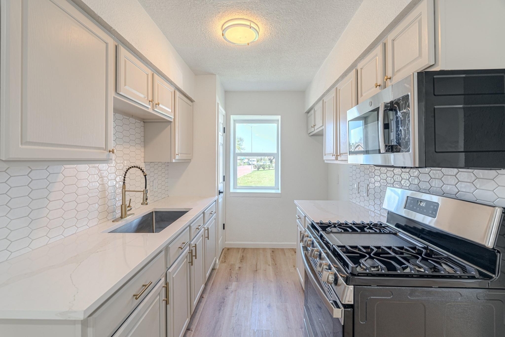 3538 Cork Drive - Photo 5