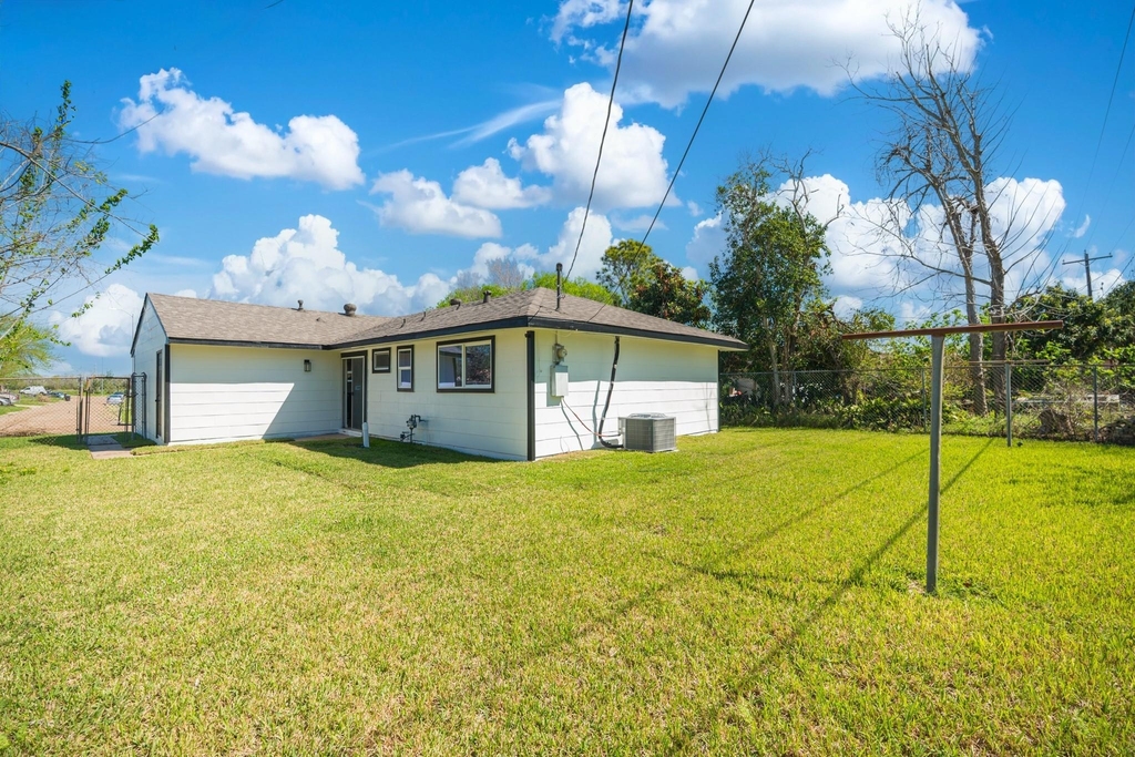 3538 Cork Drive - Photo 38