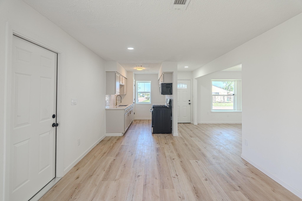 3538 Cork Drive - Photo 25