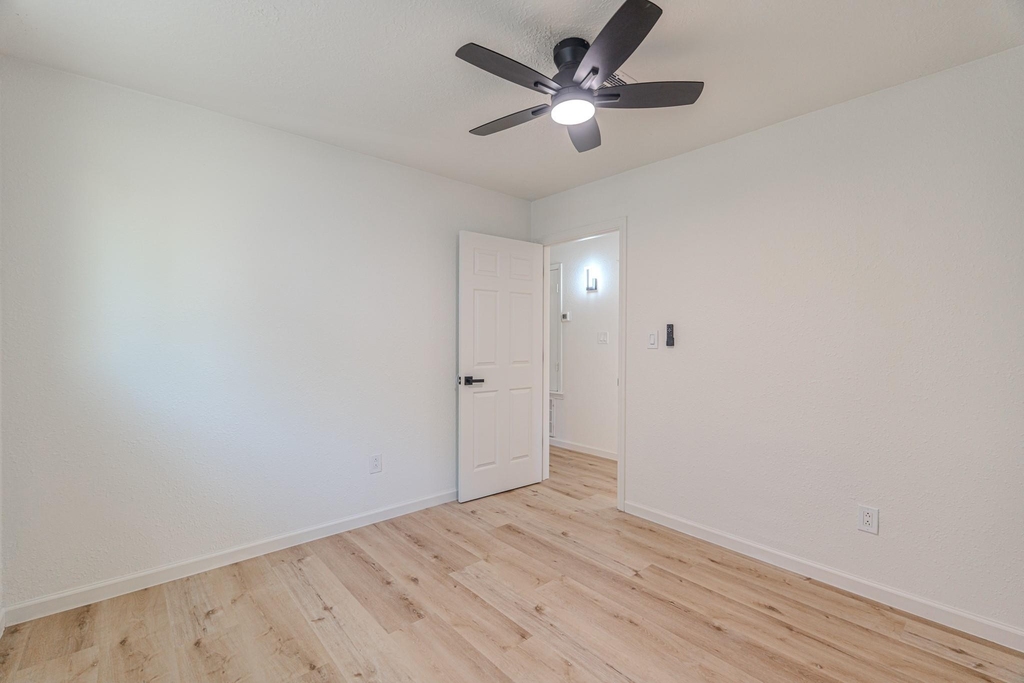 3538 Cork Drive - Photo 32