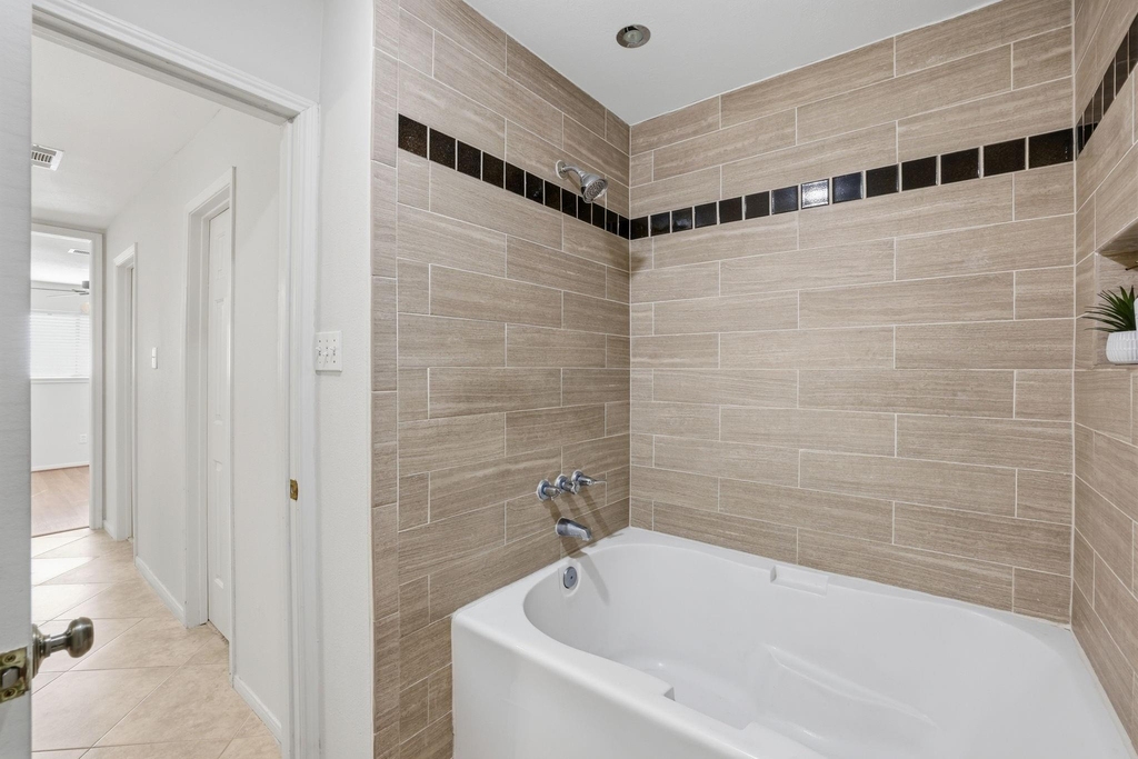 14121 Lost Meadow Lane - Photo 31