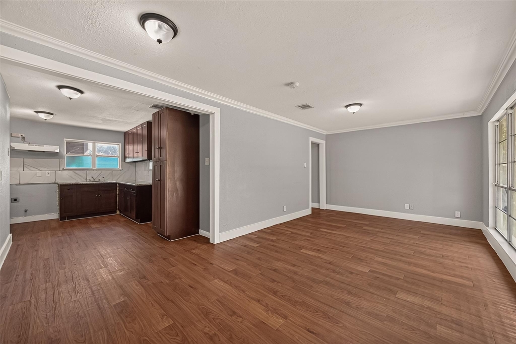 10601 Ambursen Street - Photo 12