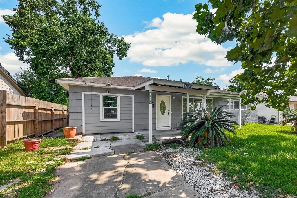 10601 Ambursen Street - Photo 1