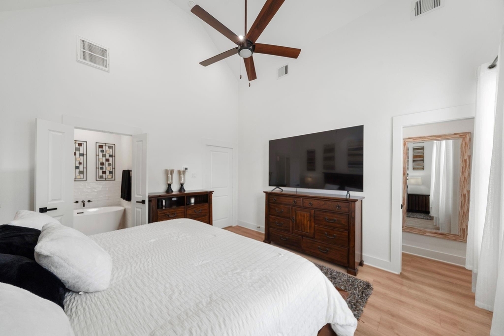 1503 Evelyn Street - Photo 14