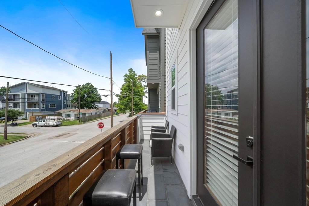 1503 Evelyn Street - Photo 11