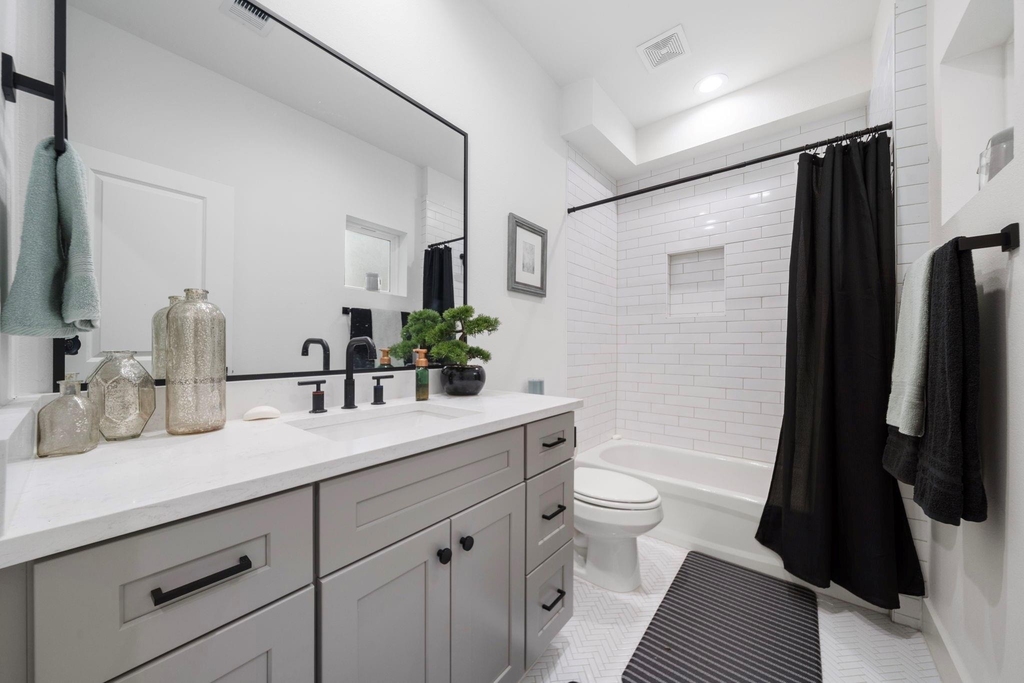 1503 Evelyn Street - Photo 6