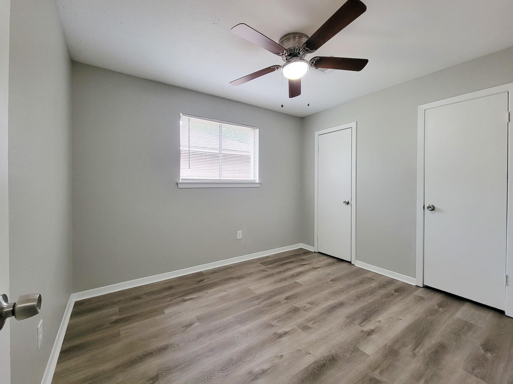 3121 Proswimmer Street - Photo 7