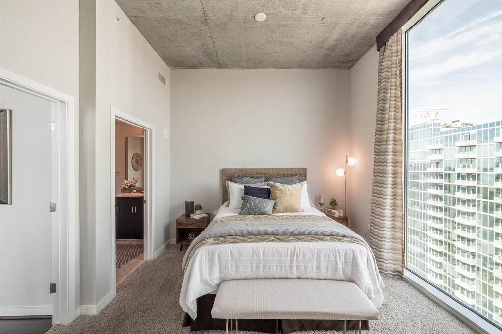 5927 Almeda Road - Photo 4