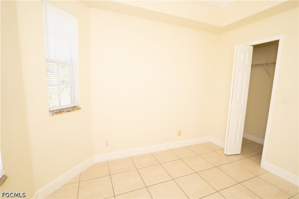 325/327 Se 23rd Avenue - Photo 14