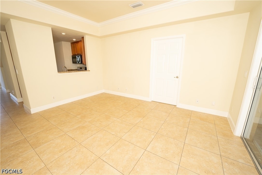 325/327 Se 23rd Avenue - Photo 4