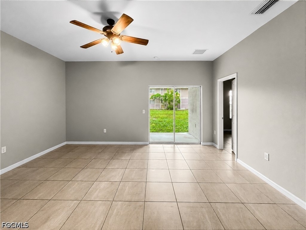 1322 Trafalgar Parkway - Photo 5