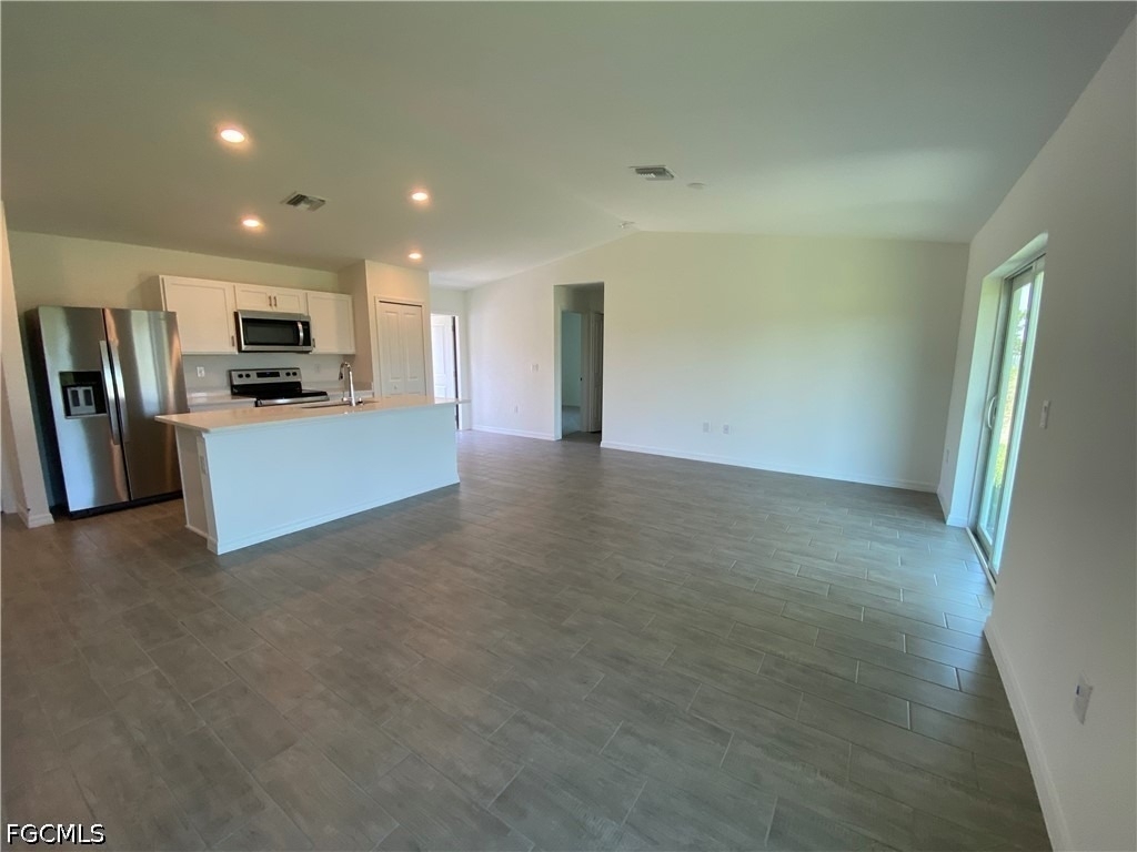 1906 Jacaranda Parkway W - Photo 4