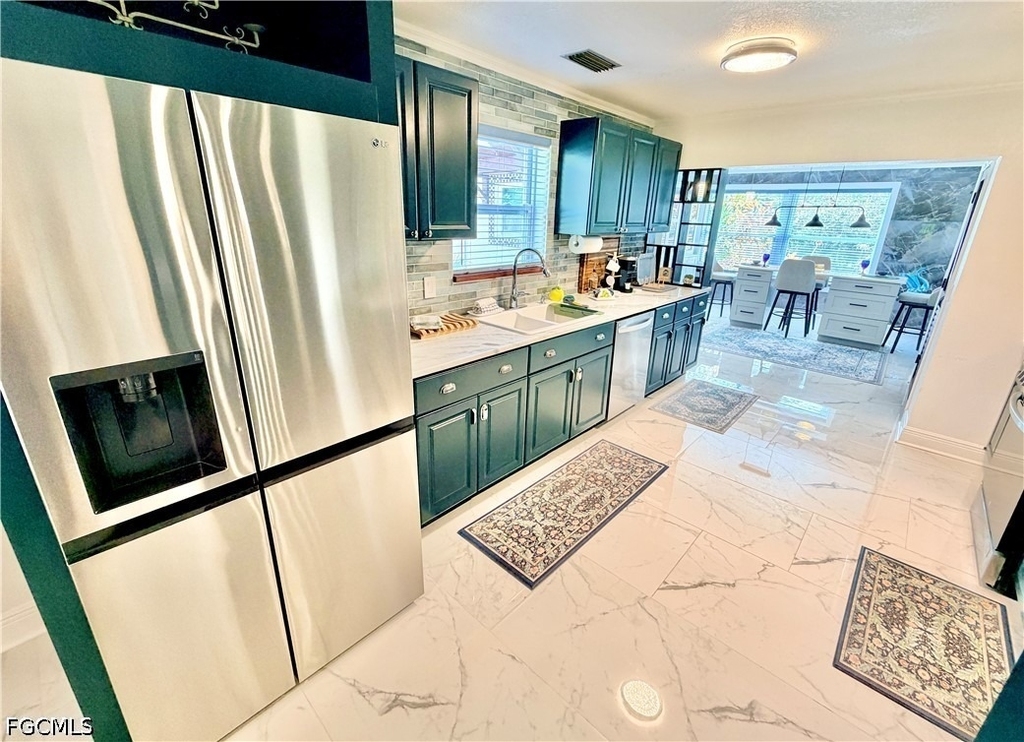 2702 Mcgregor Boulevard - Photo 16